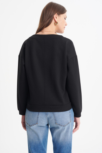 Basicowa czarna bluza z dekoltem typu V Basicowa czarna bluza z dekoltem typu V