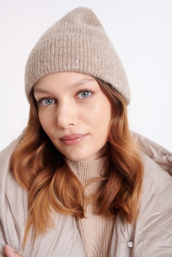 Czapka beanie z cekinami