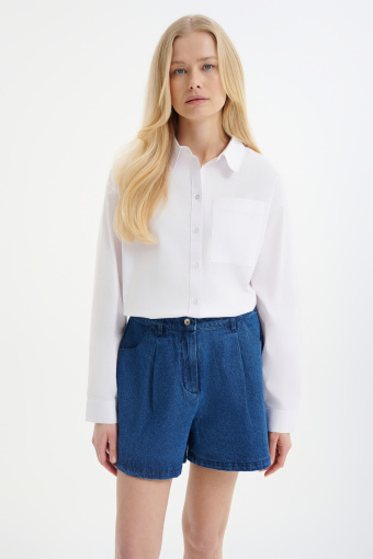 Klasyczna biała koszula 