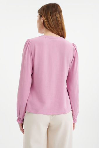 Subtelna różowa bluzka
