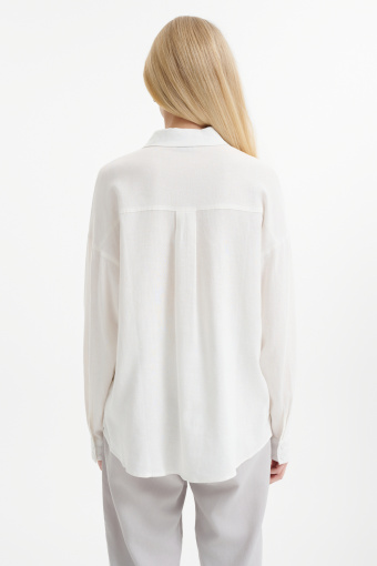 Lniana koszula w białym kolorze