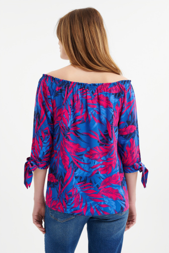 Niebiesko-czerwona bluzka typu off shoulder Niebiesko-czerwona bluzka typu off shoulder
