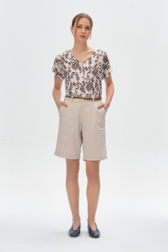 Wiskozowa bluzka z dekoltem V wzór etno