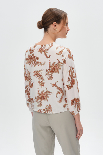 Stylowa zapinana na guziki bluzka z nadrukiem paisley Stylowa zapinana na guziki bluzka z nadrukiem paisley