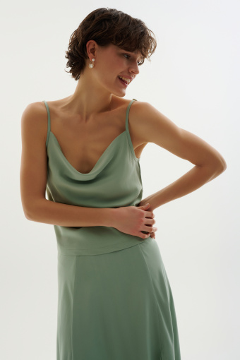 Bluzka z dekoltem typu woda 