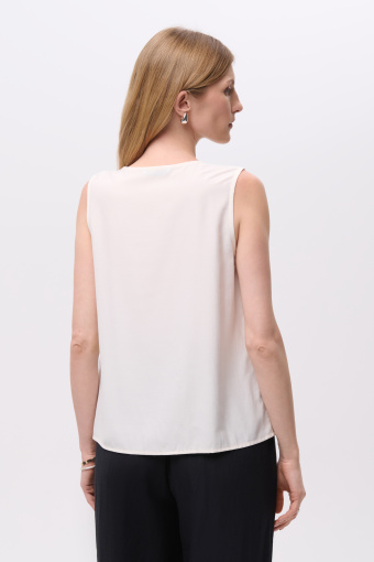 Elegancka bluzka w kolorze kremowym 