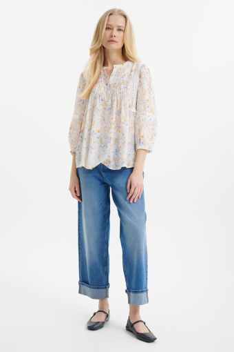 Romantyczna bluzka w drobne kwiaty 