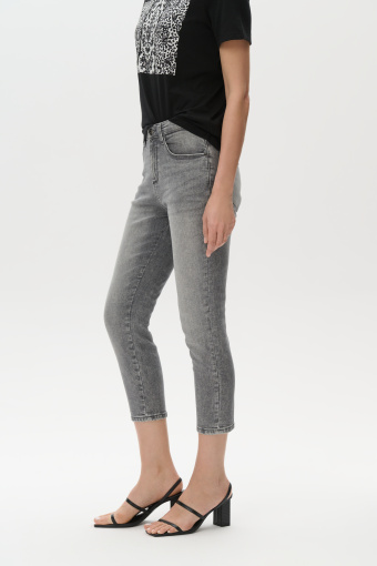 Spodnie typu skinny z szarego denimu 