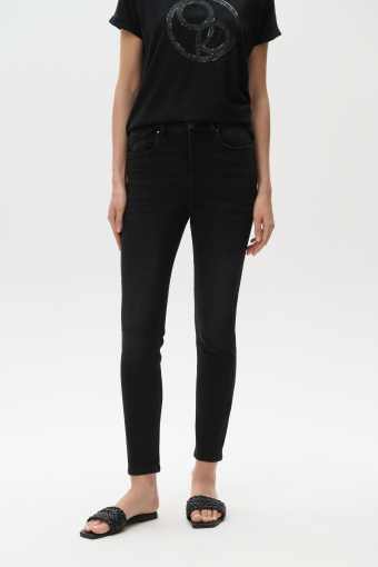 Spodnie typu slim fit z czarnego denimu 