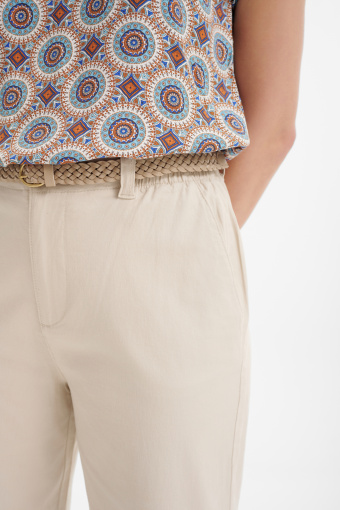 Casualowe spodnie typu chino 