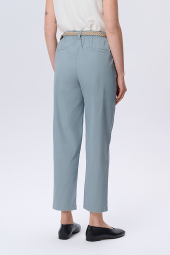 Spodnie chino w kolorze zielonym 