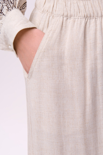 Komfortowe spodnie z gumką w talii jasny beż Komfortowe spodnie z gumką w talii jasny beż