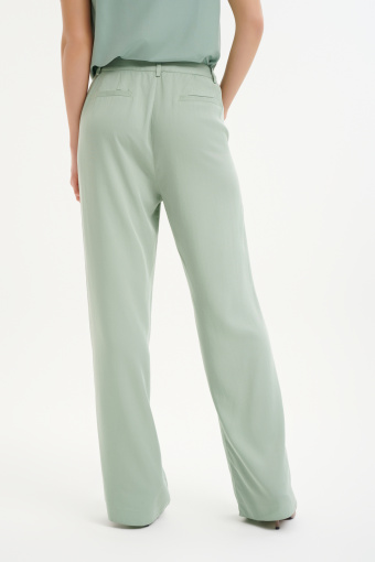 Szałwiowe spodnie z prostą nogawką 