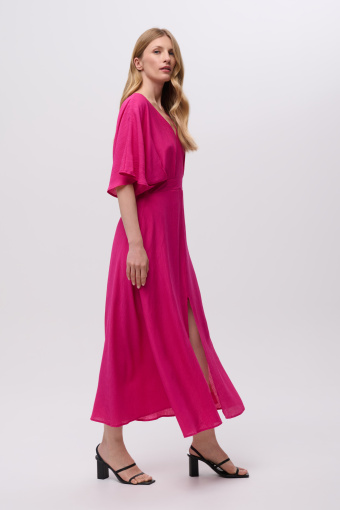 Sukienka z luźnymi rękawami w kolorze różowym 