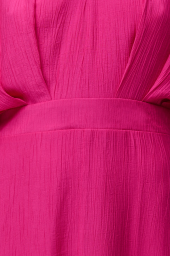 Sukienka z luźnymi rękawami w kolorze różowym 