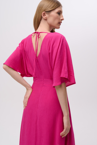 Sukienka z luźnymi rękawami w kolorze różowym 