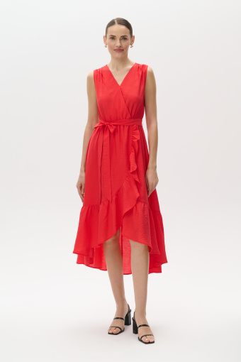 Kobieca czerwona sukienka midi z falbaną