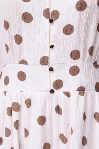  Stylowa biała sukienka w groszki