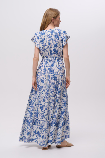 Biało-niebieska sukienka maxi z efektowną falbaną
