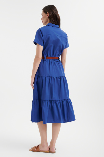 Granatowa sukienka w stylu casual 