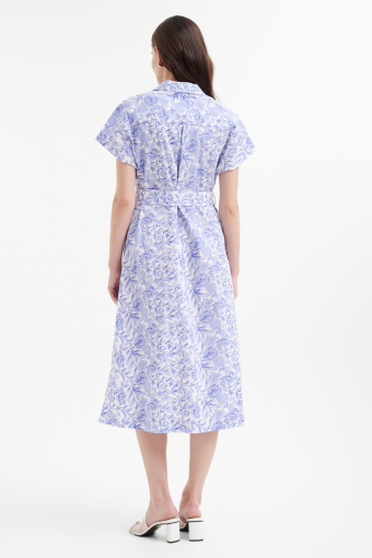 Stylowa sukienka z jasnoniebieskim printem Stylowa sukienka z jasnoniebieskim printem