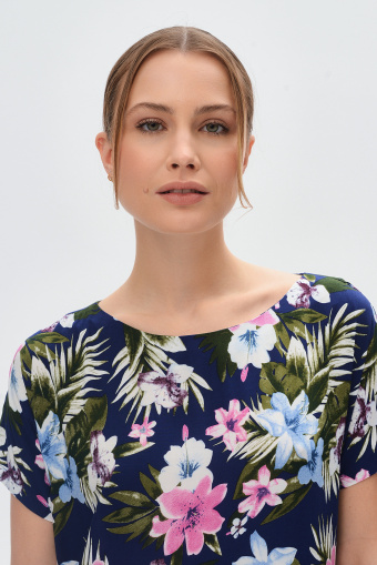 Luźna sukienka z kwiatowym printem