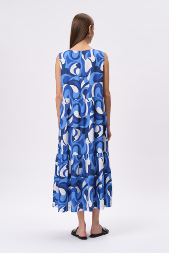 Sukienka midi z fantazyjnym wzorem 