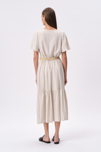 Beżowa sukienka z paskiem z rafii 