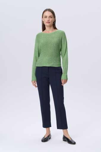 Lekki sweter w jasnozielonym kolorze