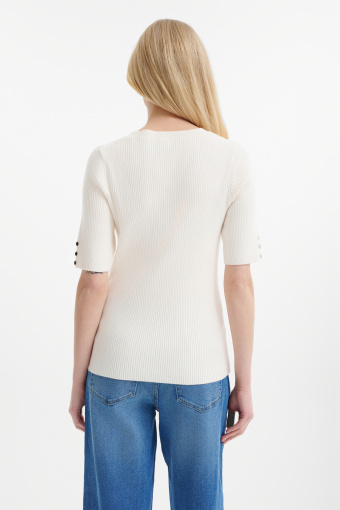 Kremowy dopasowany sweter z krótkim rękawem Kremowy dopasowany sweter z krótkim rękawem