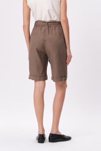 Luźne brązowe szorty