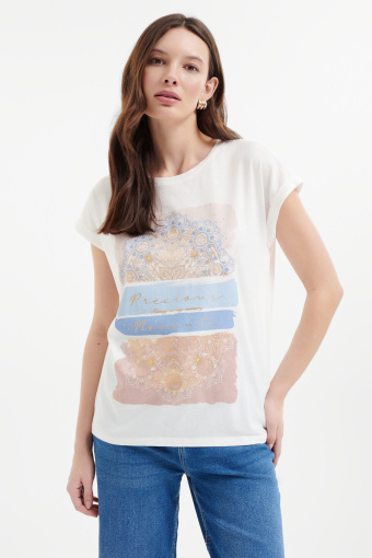 Biały top z kolorową grafiką Biały top z kolorową grafiką