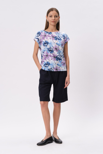 Kobiecy top w fioletowo-niebieskie kwiaty