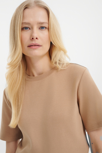 Komfortowy beżowy top  Komfortowy beżowy top