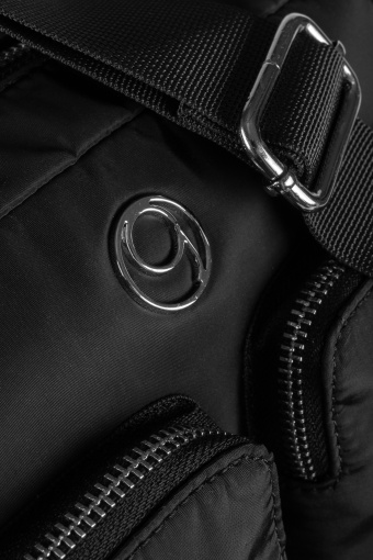 Czarna torebka tkaninowa 