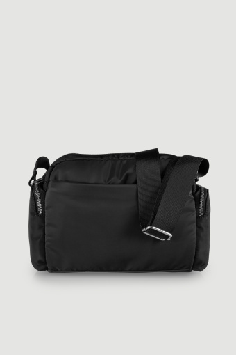 Czarna torebka tkaninowa 