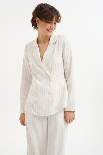 Dwurzędowy żakiet w paski 