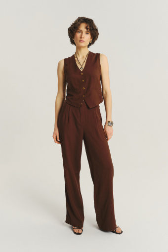 Klasyczna brązowa kamizelka