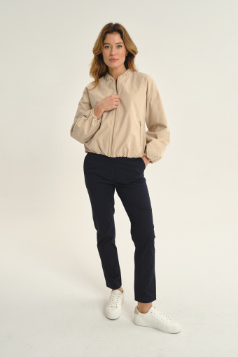 Lekka kremowa kurtka typu bomber