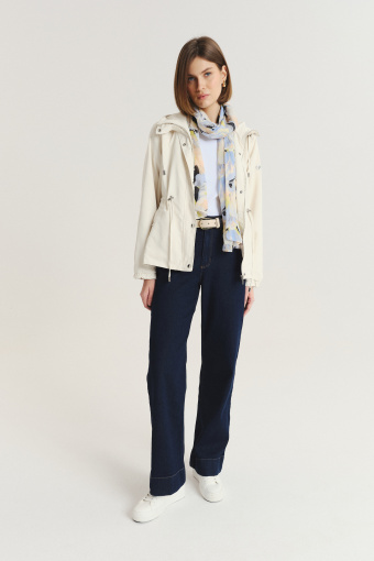 Krótka kremowa parka