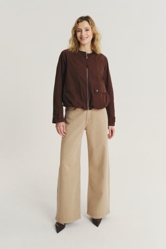 Czekoladowa kurtka typu bomber