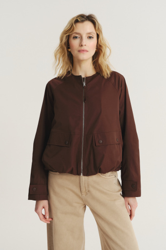 Czekoladowa kurtka typu bomber