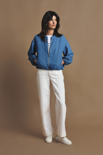 Jeansowa lekka kurtka typu bomber