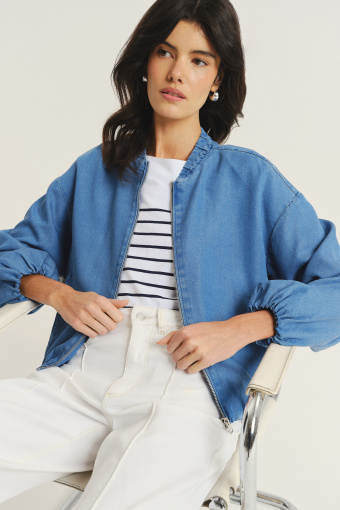 Jeansowa lekka kurtka typu bomber