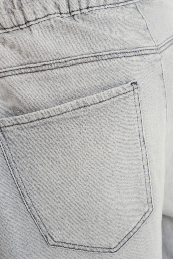 Jasnoszare jeansy z gumką w pasie
