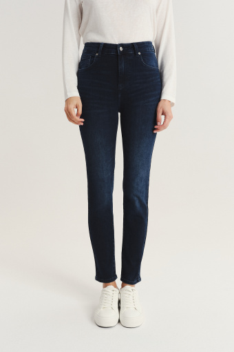 Klasyczne granatowe skinny jeans