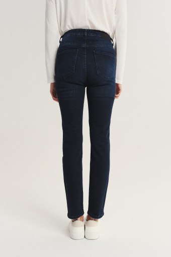 Klasyczne granatowe skinny jeans