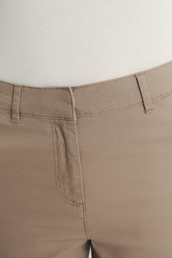 Bawełniane cygaretki w bezowym kolorze