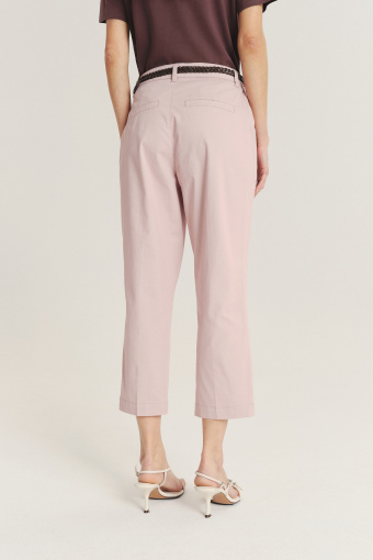 Jasnoróżowe spodnie 7/8 
