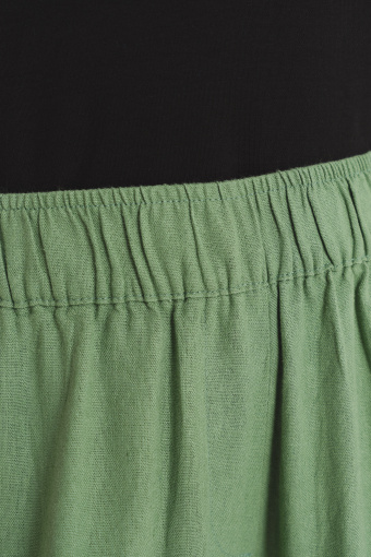 Szerokie wiskozowo-lniane spodnie w oliwkowym kolorze